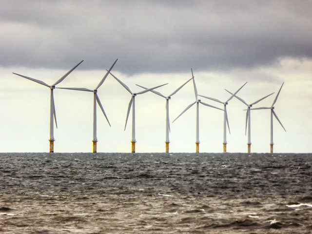 Final turbines installed at Scotland's largest offshore wind farm ...